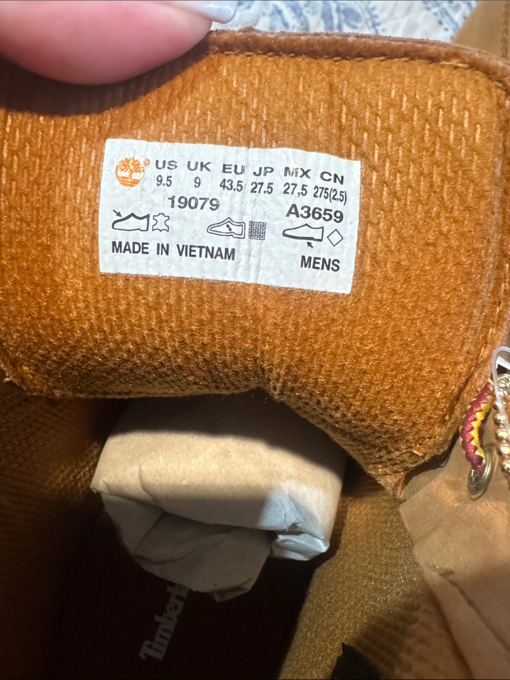 NWT Timberland Wheat/Tan Work Boots - Picture 3 of 3